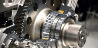 Fully synthetic high-performance oil for rail vehicle gearboxes